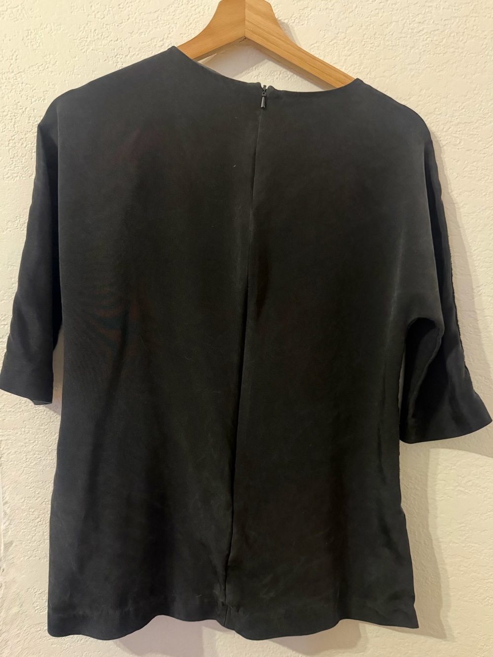 OLIVINE GABBRO Black Boatneck 3/4 Sleeve Top - Size M - Picture 3 of 11